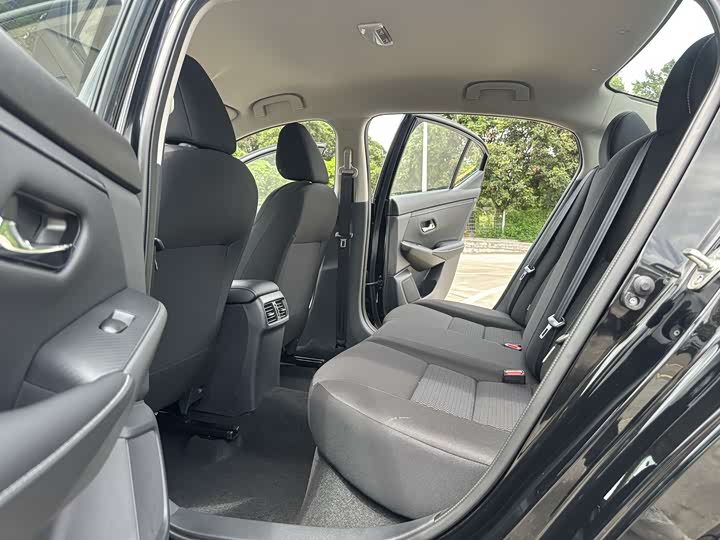 Nissan Sylphy 2026 2026款 1.6L CVT省心版