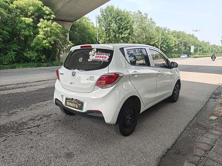 Changan BenBen E-Star 2021 2021款 国民版 心怡版（快充版）磷酸铁锂（31.95kWh）