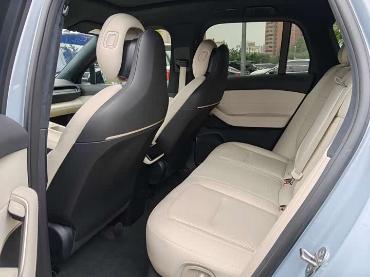 Фото 4 - Nio ES6