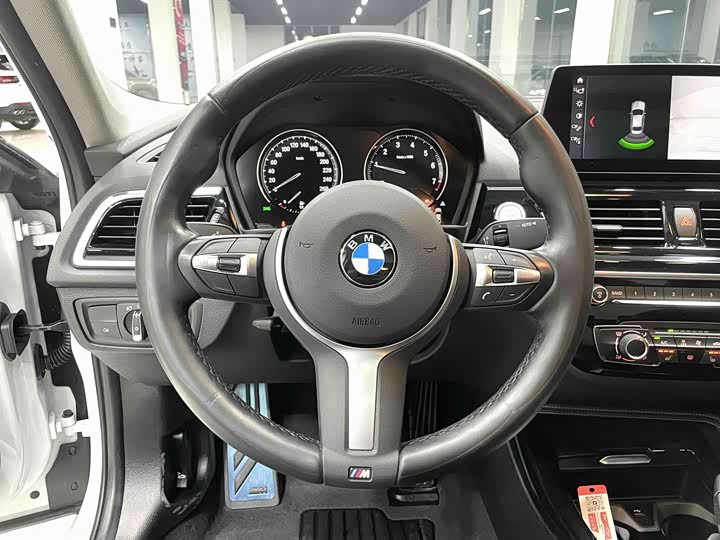 Фото 8 - BMW 1 Series
