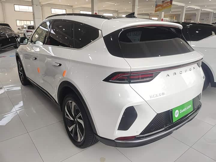 Фото 5 - BAIC Arcfox Alpha T