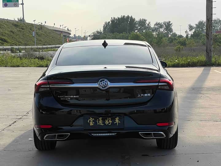 Zdjęcie 4 - Buick LaCrosse