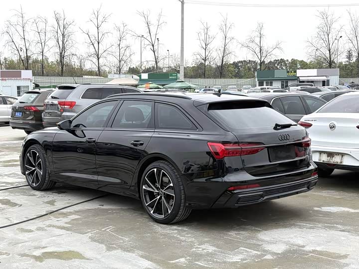 Audi A6 2023 2023款 Avant 45 TFSI 大探险家版