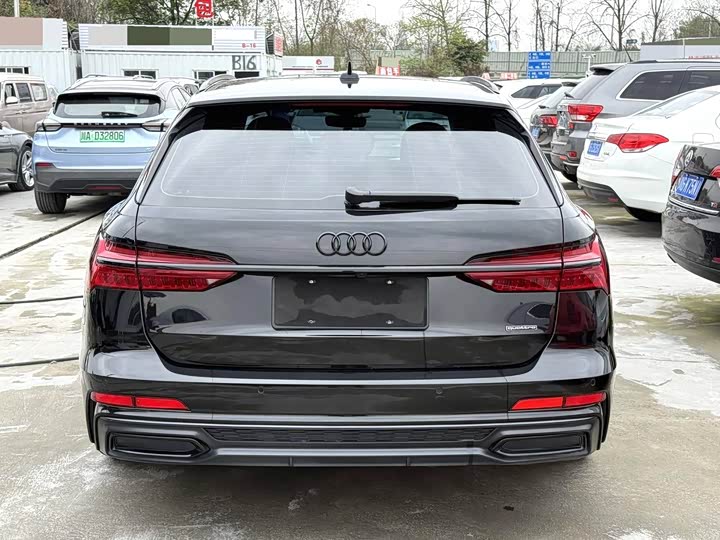 Audi A6 2023 2023款 Avant 45 TFSI 大探险家版