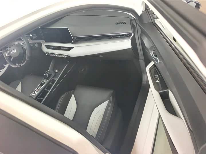Geely Binrui 2024 2024款 缤瑞COOL 1.5T DCT冠军版