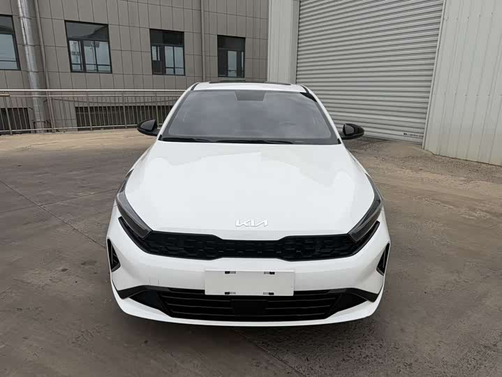 Фото 2 - Kia K3