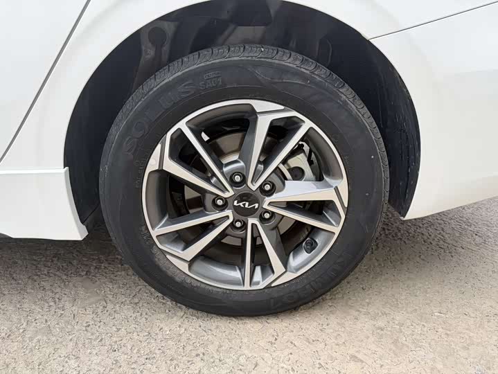 Фото 8 - Kia K3