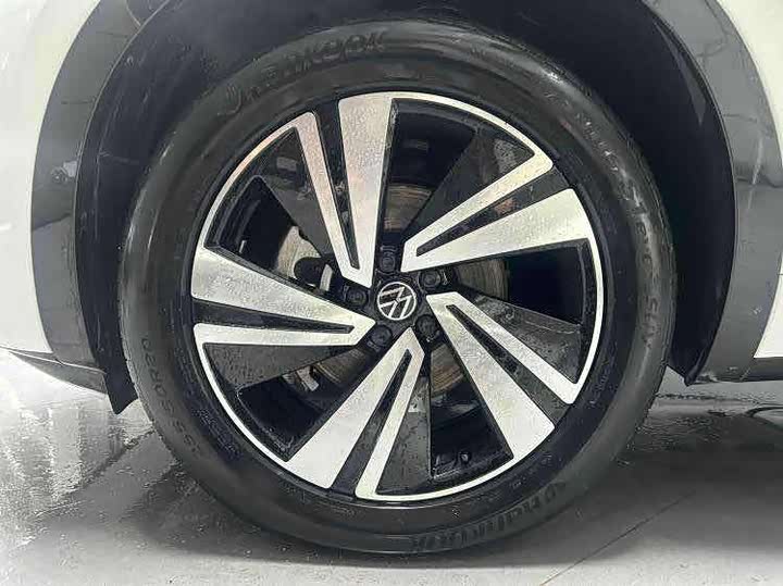 Volkswagen Tavendor 2023 2023款 380TSI 四驱R-Line巡游版