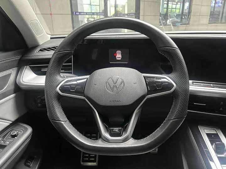 Volkswagen Tavendor 2023 2023款 380TSI 四驱R-Line巡游版