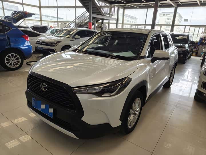 Toyota Corolla Cross 2023 2023款 2.0L 20周年铂金纪念版