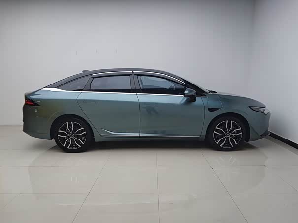 2024 XPeng P5