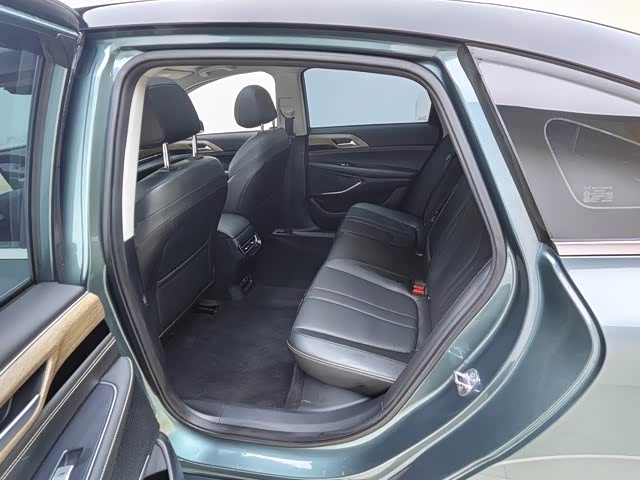 Фото 8 - XPeng P5