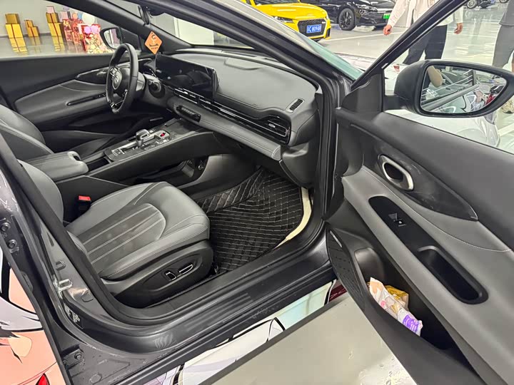 Фото 5 - GAC Trumpchi Empow R