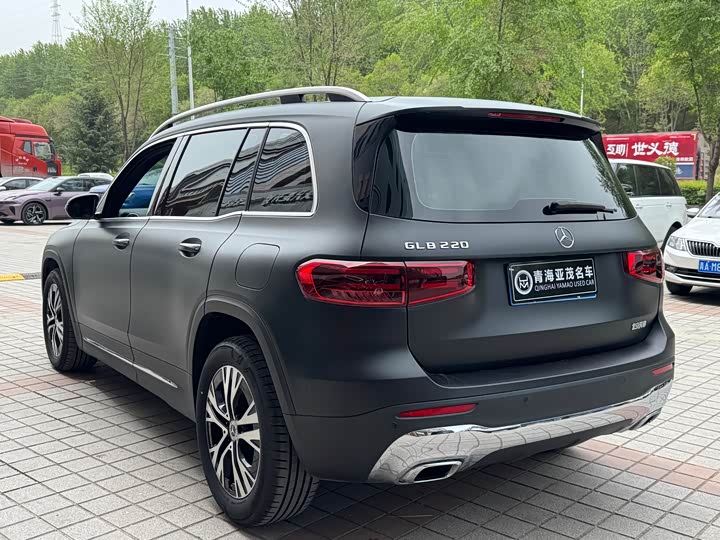 Фото 9 - Mercedes-Benz GLB-Class