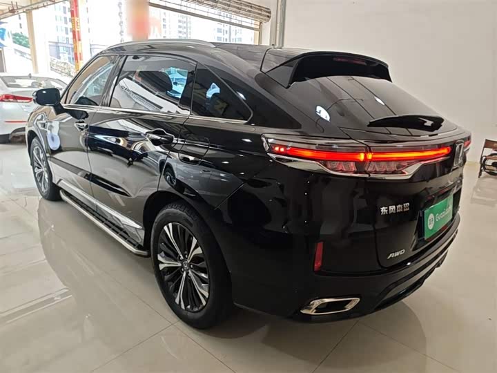 Фото 5 - Honda UR-V