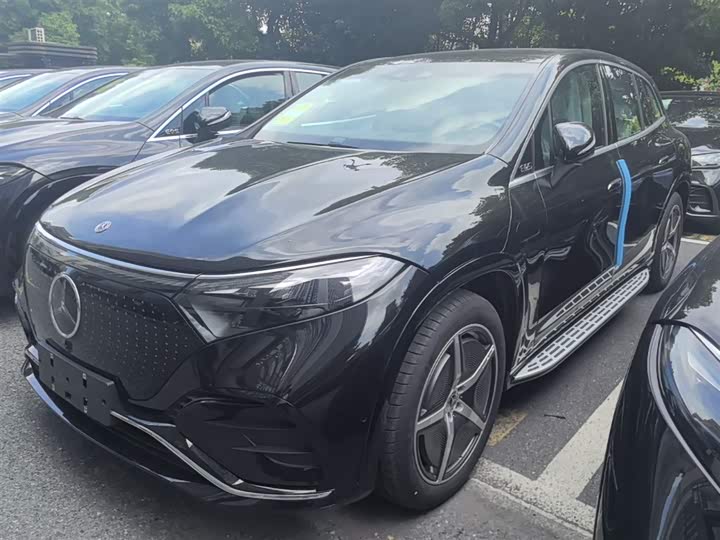 2025 Mercedes-Benz EQS SUV