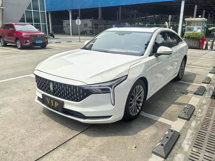 Bestune B70 2023 2023款 第三代 1.5T 自动乐享型70周年纪念版
