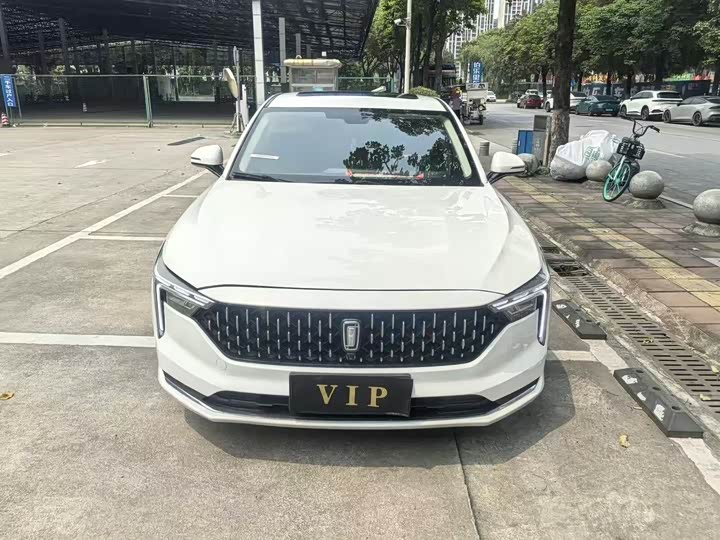 Bestune B70 2023 2023款 第三代 1.5T 自动乐享型70周年纪念版