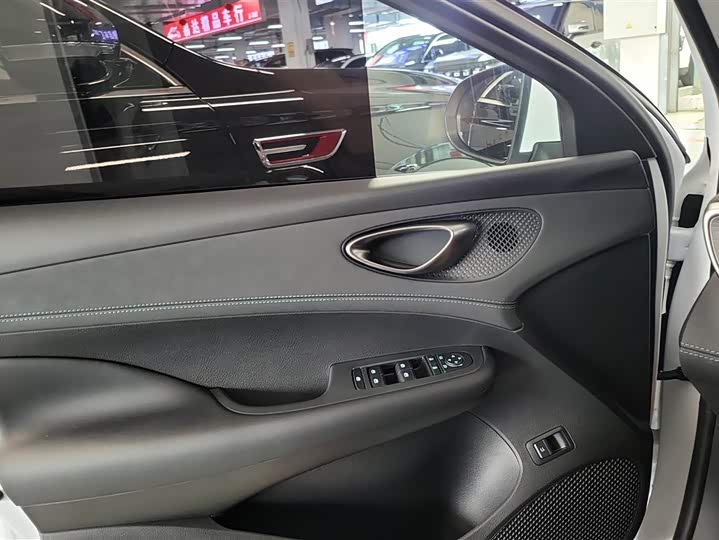 BYD Seal 05 DM-i Hybrid 2025 2025款 DM-i 智驾版 55KM豪华型