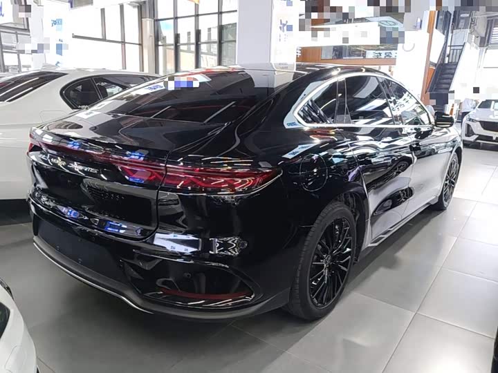 Фото 7 - BYD Han