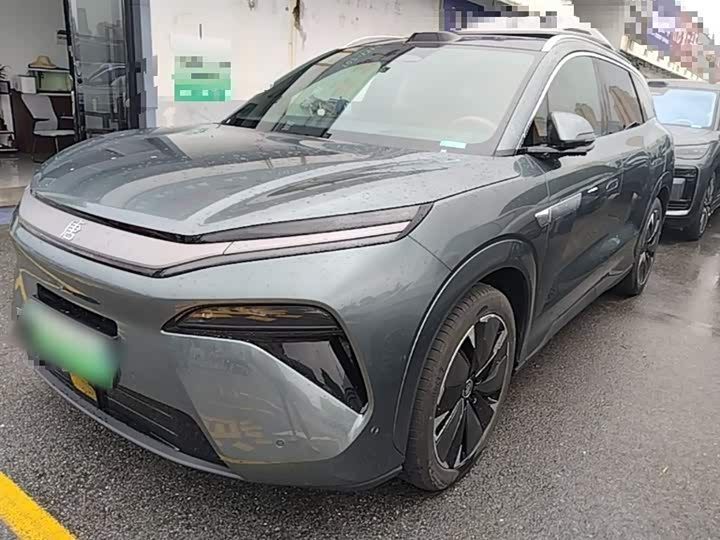 2025 BYD Tang L