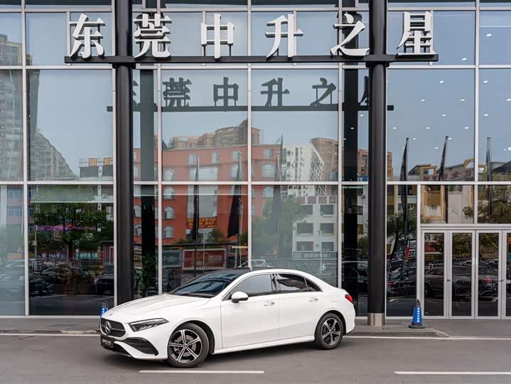 Фото 1 - Mercedes-Benz A-Class