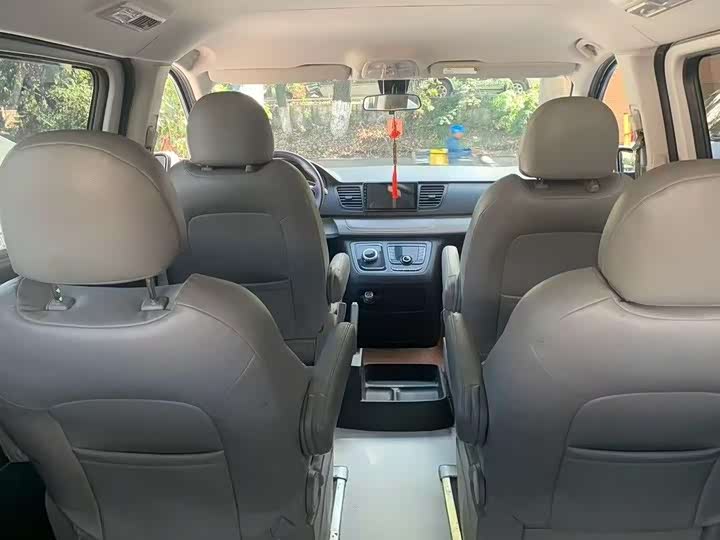 Maxus G10 2022 2022款 2.0T 自动精英版 汽油 7座