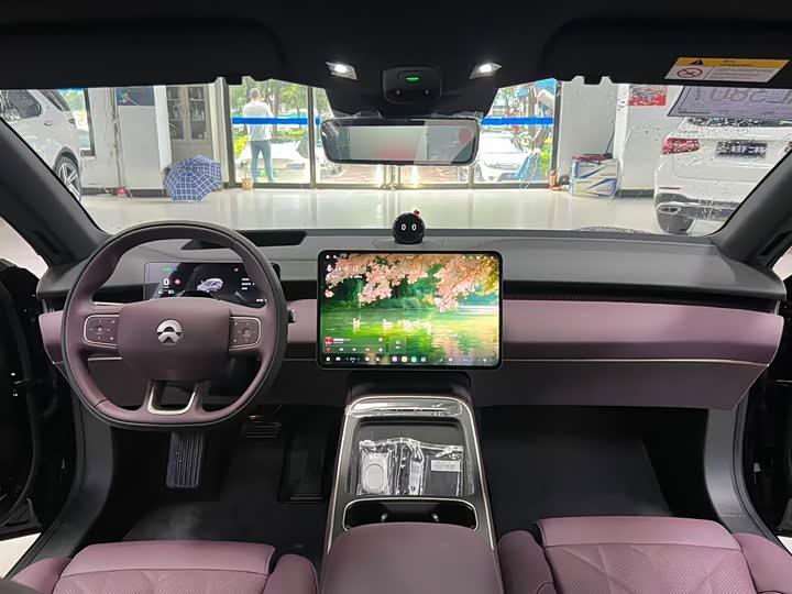 Фото 8 - Nio ET5T