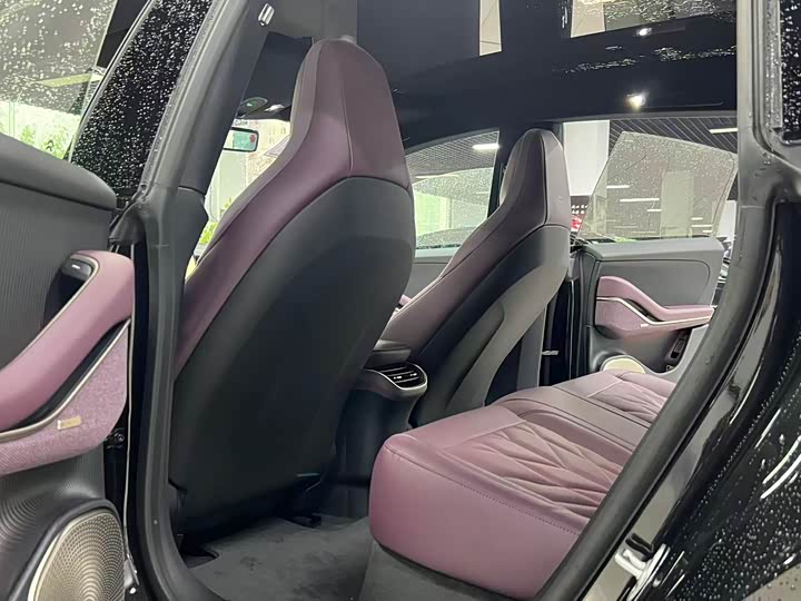 Фото 9 - Nio ET5T