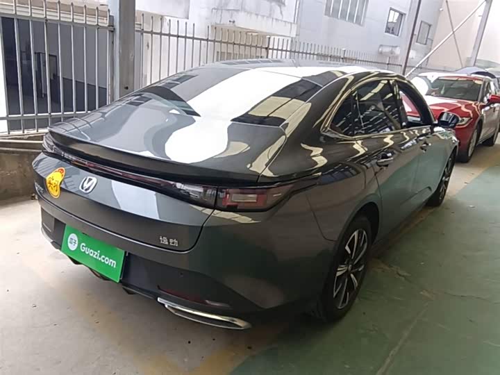 Zdjęcie 7 - Changan Eado Plus