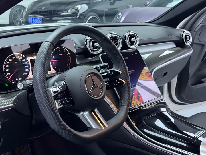 Фото 5 - Mercedes-Benz C-Class