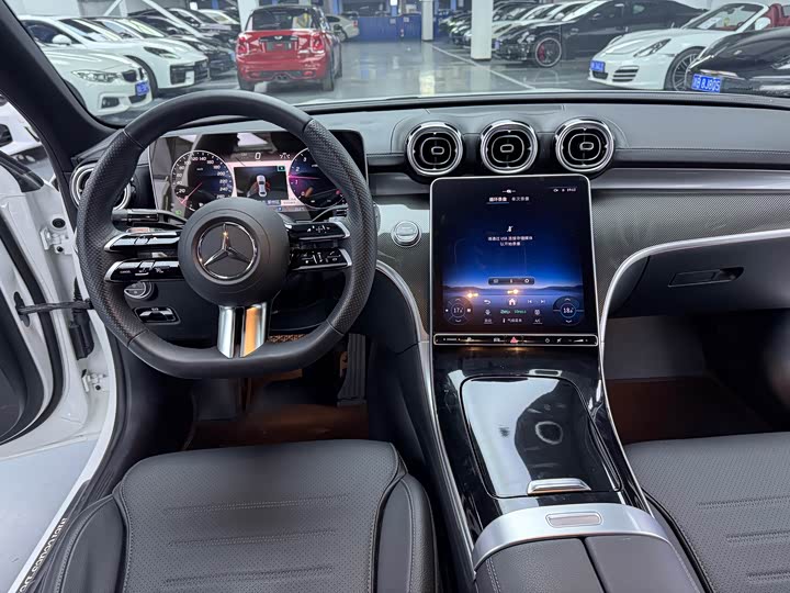 Фото 9 - Mercedes-Benz C-Class