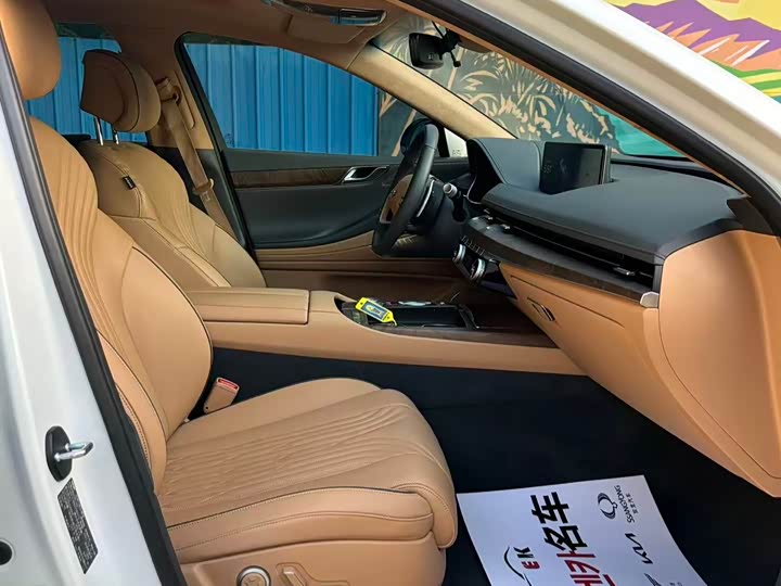 Genesis G80 2021 2021款 2.5T 四驱旗舰版