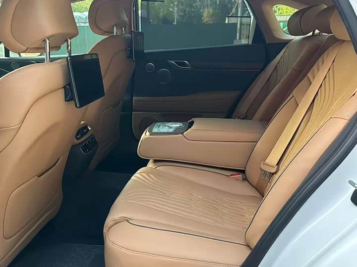 Genesis G80 2021 2021款 2.5T 四驱旗舰版