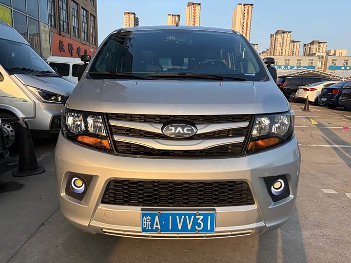 JAC Refine M3 2019 2019款 PLUS 创客版 1.8L 豪华型