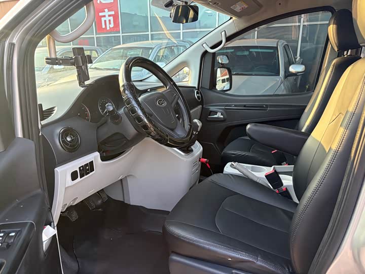 JAC Refine M3 2019 2019款 PLUS 创客版 1.8L 豪华型