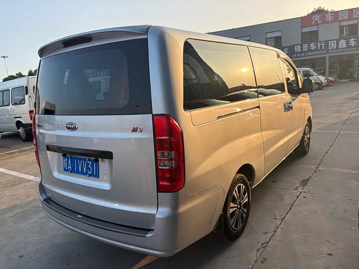 JAC Refine M3 2019 2019款 PLUS 创客版 1.8L 豪华型