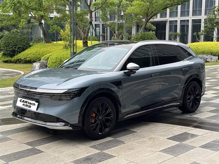 Zeekr 7X 2025 2025款 100kWh 长续航四驱智驾版