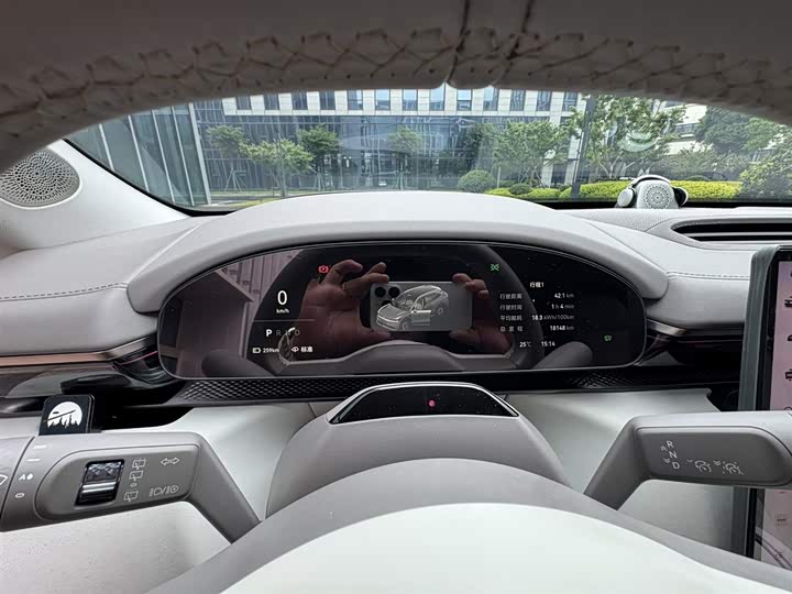 Zeekr 7X 2025 2025款 100kWh 长续航四驱智驾版