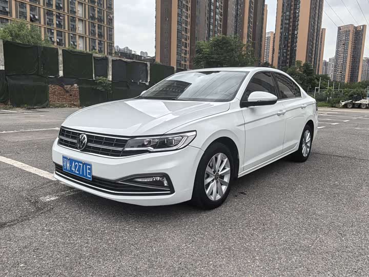 Фото 1 - Volkswagen Bora
