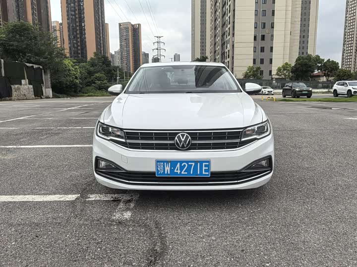 Фото 2 - Volkswagen Bora