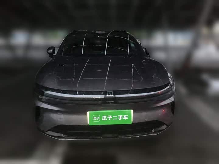 صورة 7 - Zeekr 007 GT