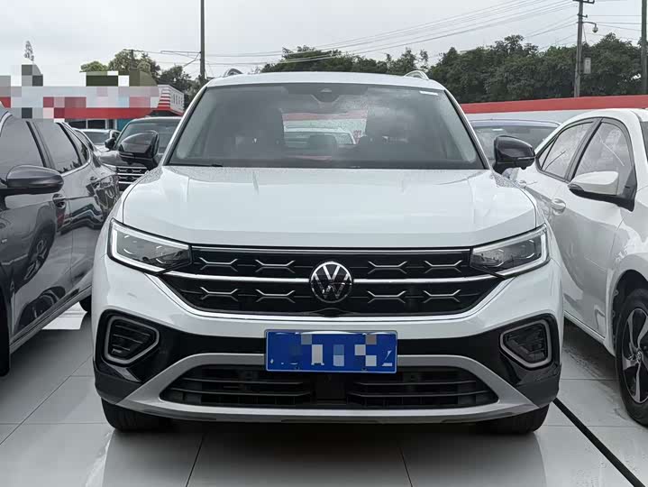 صورة 2 - Volkswagen Tayron