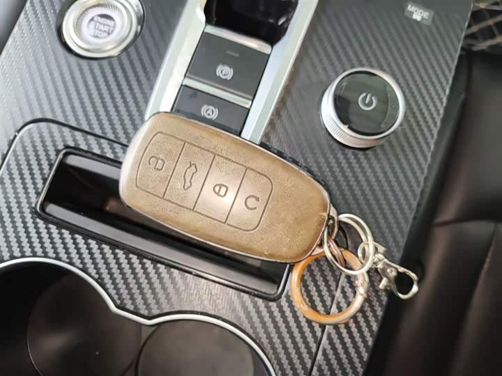 Фото 9 - Chery Tiggo 8