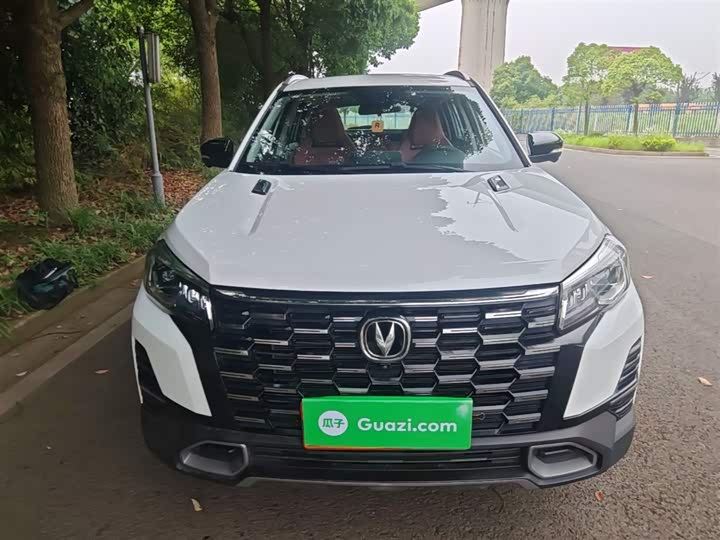 Фото 3 - Changan CS75