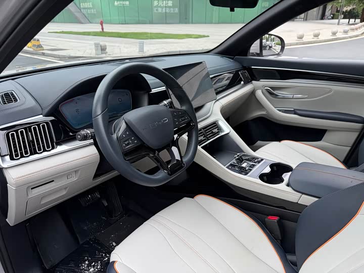 Фото 8 - BYD Song Plus Hybrid/EV