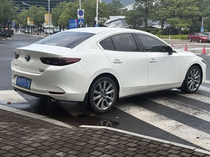 Photo 8 - Mazda 3 (Axela)