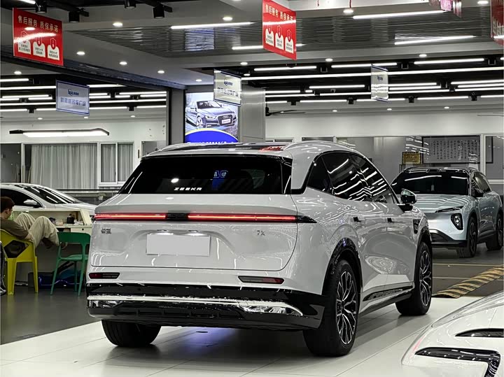 Zeekr 7X 2026 2026款 75kWh 后驱MAX版