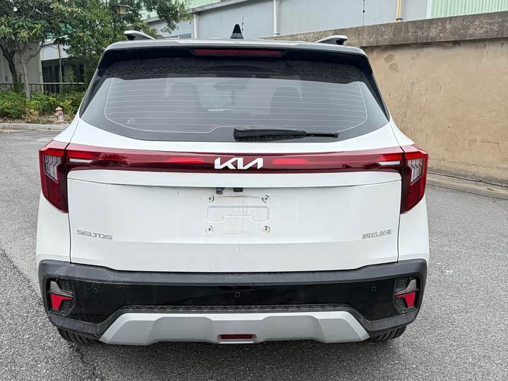 Photo 4 - Kia Seltos