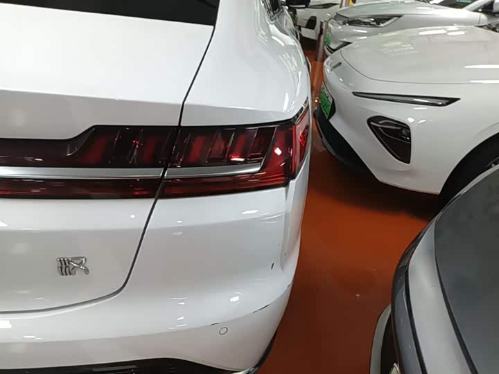 BYD Han 2020 2020款 EV 超长续航版豪华型